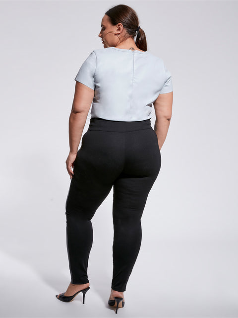 CURVE NEW GUARD RECYCLED LEATHER TEE